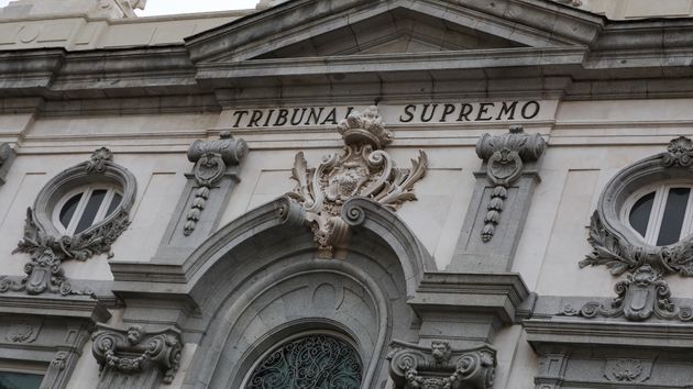 Retiran la prestación por cese de actividad a una trabajadora por cobrar una baja médica y el Supremo le da la razón