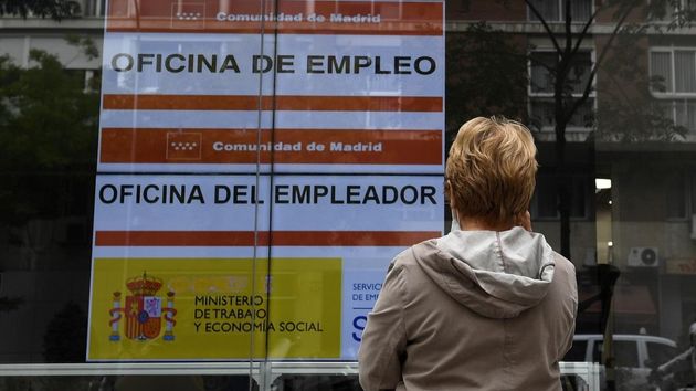 SEPE y Fundae publican nuevos cursos gratuitos y online: ayudan a conseguir empleo de administrativo o en colegios