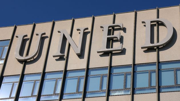 La UNED ofertará 20.380 plazas más y creará nuevos títulos de grado y máster