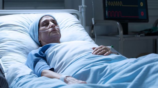 La Justicia deniega la incapacidad permanente a una administrativa de 60 años con cáncer de mama al considerar que su profesión es "sedentaria y exenta de esfuerzos"