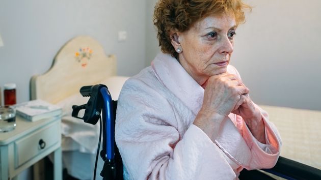 Julie (62 años) lucha por conseguir la jubilación por sus problemas de salud: “no sé cuánto más podré aguantar”