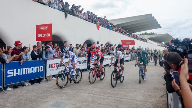 Adecco busca un Sports Content Creator para vivir el ciclismo desde dentro en la Vuelta y el Tour de Francia