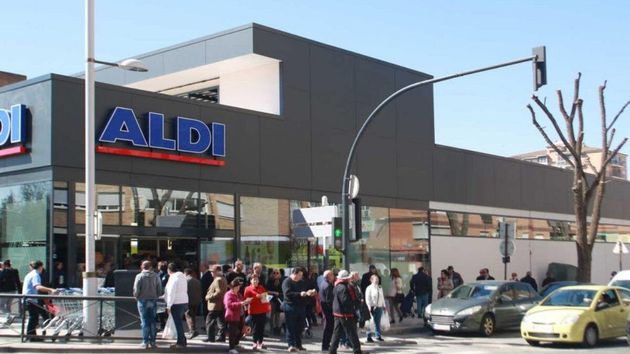 Colas kilométricas en Aldi por el nuevo robot de cocina que compite con la thermomix y solo cuesta 269 euros