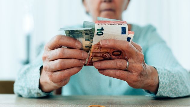 La Seguridad Social pide a una madre que devuelva 11.700 euros de Ingreso Mínimo Vital  pero la Justicia ordena perdonárselos porque el error fue del INSS