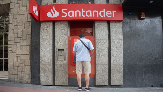 Banco Santander obligado a indemnizar con 222.393 euros a un cliente por invertir en ‘Valores Santander’ sin recibir información suficiente