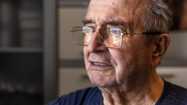 Un empleado de 76 años es despedido por tomarse un descanso para beber agua porque no se encontraba bien