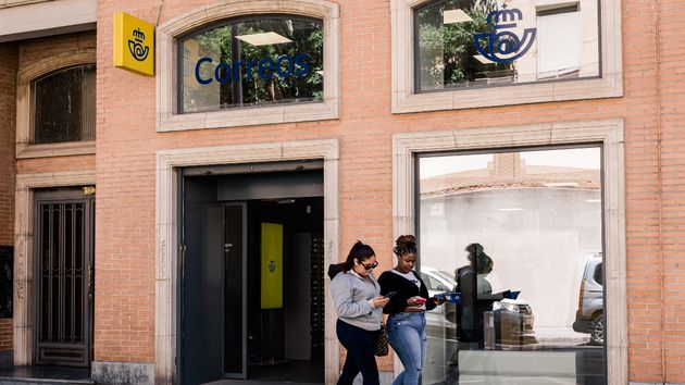 El plazo para pedir de forma presencial la regularización de migrantes comienza este lunes y estará abierto hasta el 30 de junio
