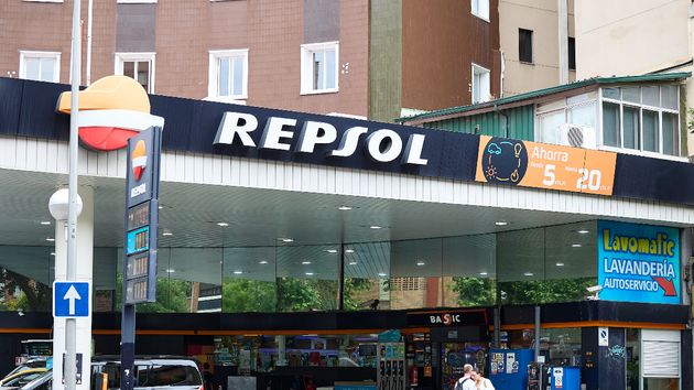 El precio de la gasolina cae esta semana y el diésel se mantiene a 1,39 euros en estas gasolineras