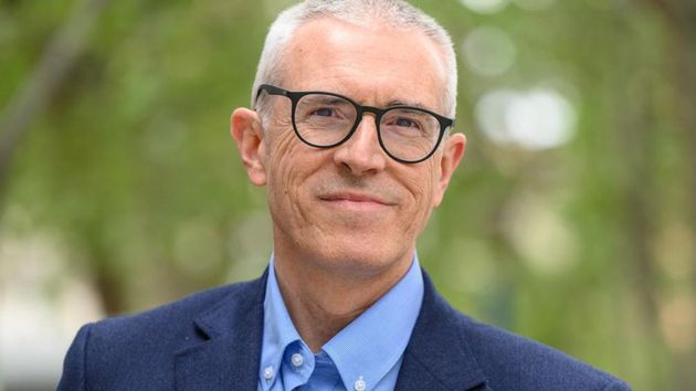 Emilio Lara (57 años), doctor en antropología: “el aceite de oliva es lo más parecido a la fuente de la eterna juventud”