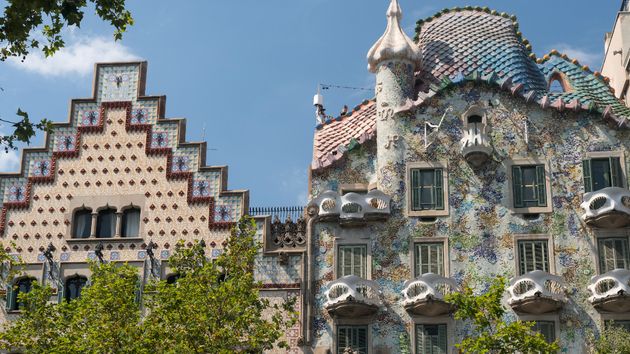 Barcelona paga hasta 70.000 euros a propietarios, comunidades de vecinos o arrendatarios por hacer estas obras en sus edificios