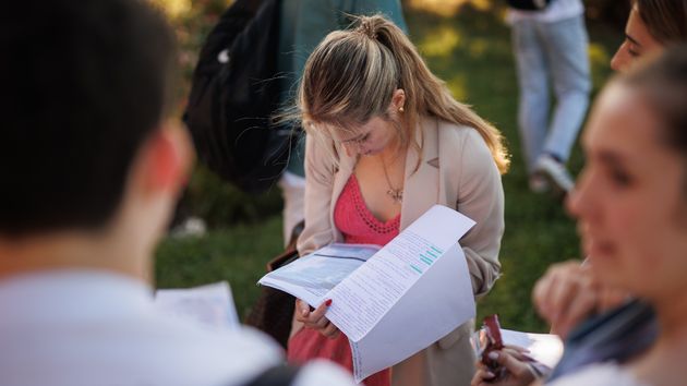 Una graduada de máster: “He enviado 1.000 solicitudes de empleo y sigo sin trabajo. Estoy frustrada, creía que lo había hecho todo bien”