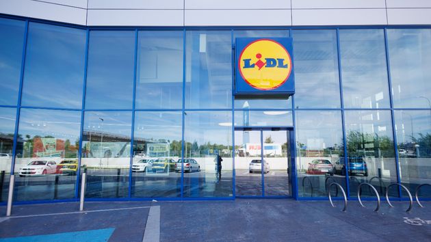 Confirmado: a partir de mayo, los supermercados Lidl contratarán a 348 personas con sueldos de más de 1.400 euros al mes
