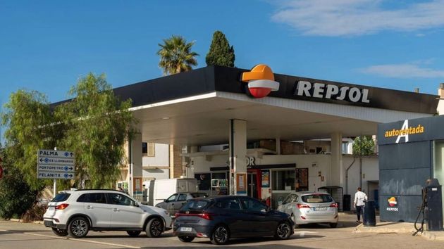 Repsol amplía el descuento en carburantes de hasta 40 céntimos por litro ante la nueva subida de precios: esta es la fecha límite