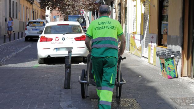 España roza los 5 millones de trabajadores mayores de 55 años, pero uno de cada tres parados ya supera los 50