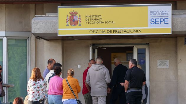 La prestación media por desempleo da un 'salto' de 293 euros hasta los 1.608,04 y la cobertura del SEPE alcanza el máximo de los últimos 16 años
