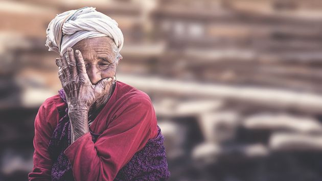 La Justicia niega el permiso de residencia a una mujer marroquí de 78 años aunque su hija ingresa 120.000 euros y la mantiene económicamente