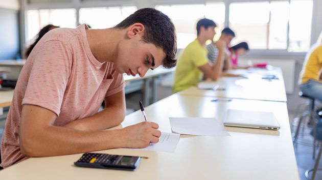 La ayuda de hasta 2.700 euros que podrán recibir los estudiantes de FP, Bachillerato y otros cursos que se matriculen en el curso 2026/2027