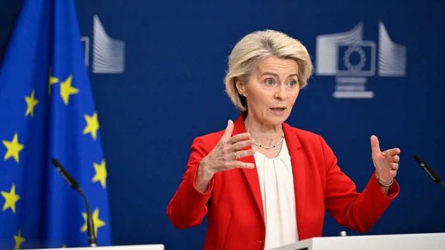 La Unión Europea lanzará en 2027 una cartera digital para llevar el DNI y el carnet de conducir en el móvil