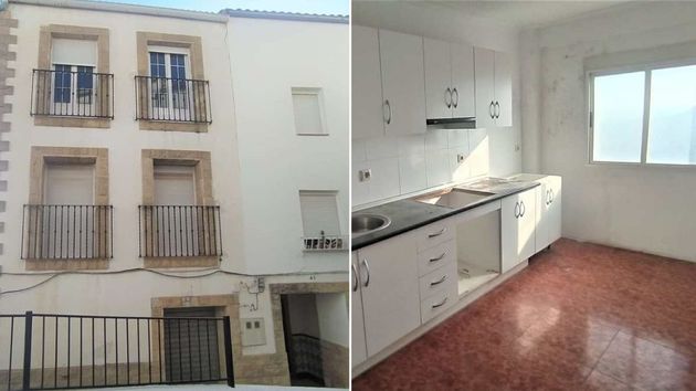 CaixaBank necesita vender esta casa en buen estado de más de 300 metros, 4 habitaciones, terraza y garaje y la rebaja por tiempo limitado a 44.000 euros
