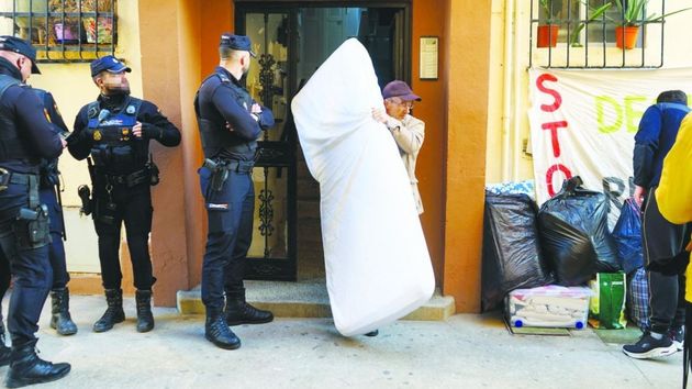 Unas herederas recuperan un piso alquilado después de que el inquilino vulnerable siguiera ocupándolo con el contrato vencido: la Justicia confirma que no hacía falta que todos los propietarios reclamaran la vivienda
