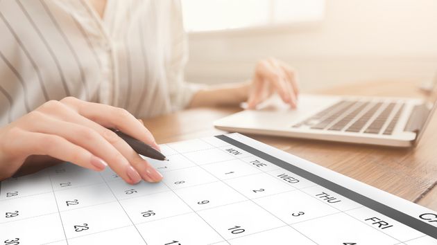 El BOE lo confirma: estos trabajadores tendrán jornada intensiva en verano y el 5 de enero 