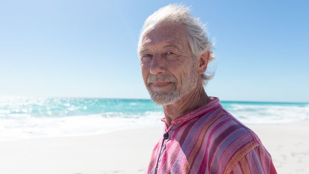 Carrefour reta al Imserso con una oferta para decenas de jubilados: ‘Benidorm sénior’ a un precio ridículo con opción de pensión completa