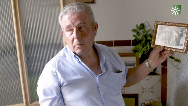 Varios jubilados mayores de 70 años: “Mi padre empezó a pastorear con 10 u 11 años; iba andando con lluvia y viento y cambiaba leche por pan”