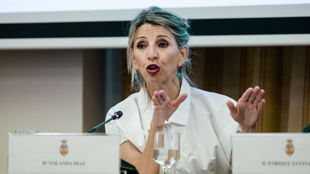 El Gobierno ayudará a los desempleados mayores de 52 años y a los jóvenes a conseguir trabajo con las nuevas políticas de empleo