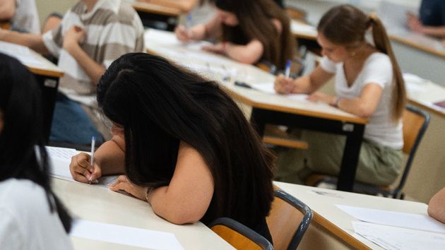 El Gobierno lo confirma: estos estudiantes universitarios tendrán ayudas de 1.000 euros al mes para hacer prácticas en pueblos