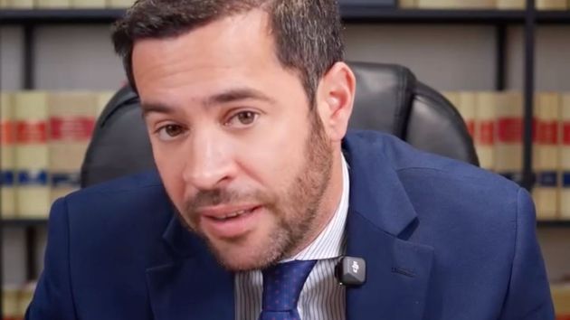 Un abogado avisa que las mutuas ponen “habitualmente” detectives para vigilar la incapacidad permanente: “si capta actividades totalmente incompatibles, te quedas sin pensión”