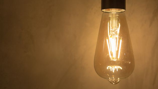 El precio de la luz hoy viernes 22 de mayo de 2026 en el PVPC: las horas más baratas y caras