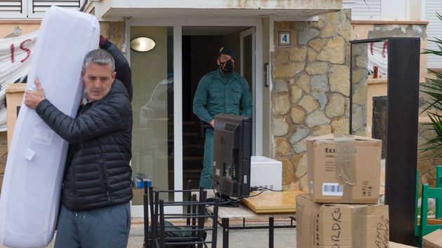 Una familia recupera su casa tras 6 años de lucha pese a que los inquilinos eran vulnerables: la Justicia lo anula al descubrir que jugaban al golf y realquilaban la vivienda como piso turístico