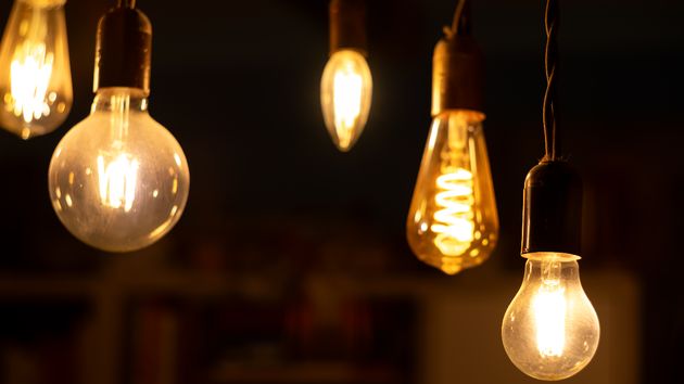 El precio de la luz del martes 26 de mayo de 2026 en el PVPC vuelve a subir y 4 franjas superan los 200 euros
