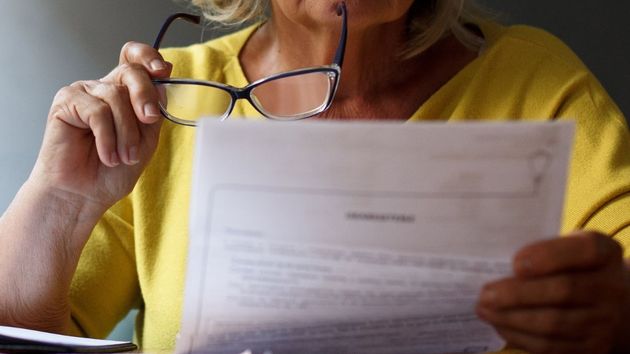 Hacienda multa con 988 euros a una viuda de 97 años por presentar tarde su declaración tras morir su marido