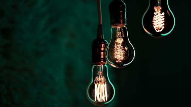 El precio de la luz hoy lunes 1 de junio de 2026 en el PVPC: horas más baratas y caras