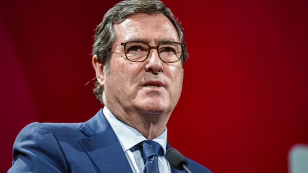 Antonio Garamendi critica la gestión de Yolanda Díaz: “las leyes laborales se tienen que aprobar en el Parlamento, no mediante reglamentos ejecutivos”