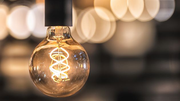 El precio de la luz hoy martes 2 de junio de 2026 en el PVPC: horas más baratas y caras
