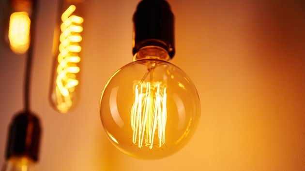 El precio de la luz este jueves 4 de junio en el PVPC: horas más baratas y caras