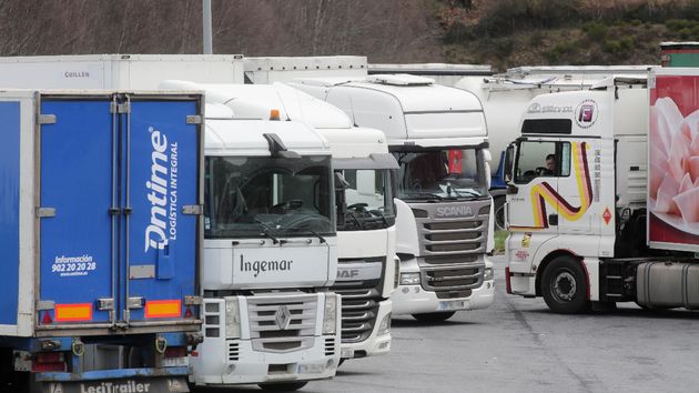 UGT aplaza la huelga indefinida en el transporte por la visita del Papa