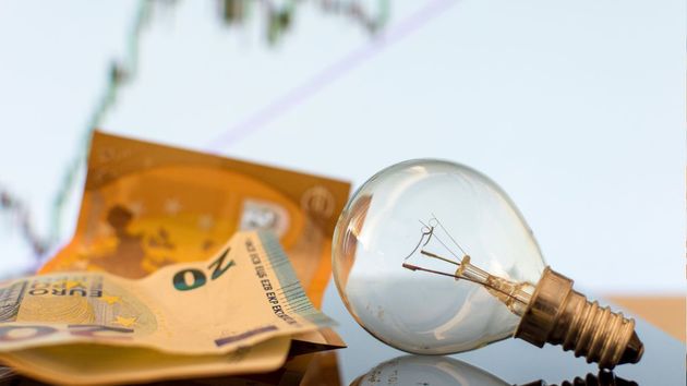 El precio de la luz del domingo 7 de junio de 2026 en el PVPC: horas más baratas y caras