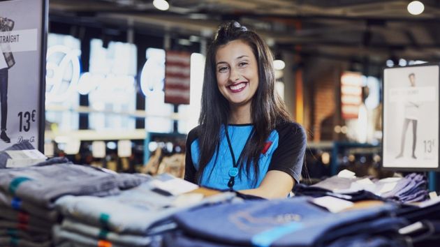 Primark ofrece 886 empleos para la campaña de verano con opción de ser indefinido: sueldo desde 1.400 euros