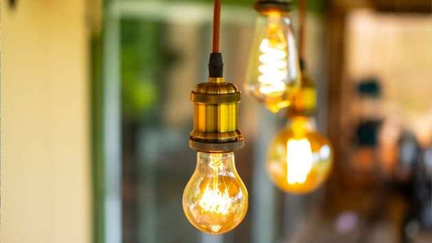 El precio de la luz sube este lunes 8 de junio de 2026: horas más baratas y caras