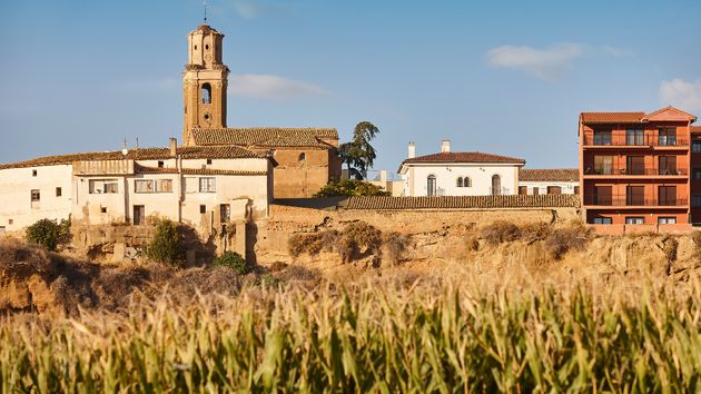 Últimos días para apuntarse a Proyecto Raya: ofrecen trabajo como cuidador en la España rural y ayudan con la vivienda