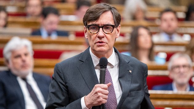 Las personas con dependencia reconocida en Cataluña podrán cobrar un mínimo de hasta 200 euros al mes mientras esperan la prestación