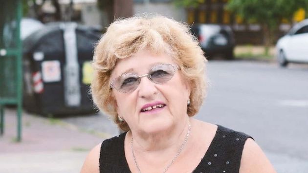 Una mujer de 64 años logra una pensión vitalicia de 900 euros después de estar más de 30 años sin trabajar para dedicarse a la familia: la justicia lo avala