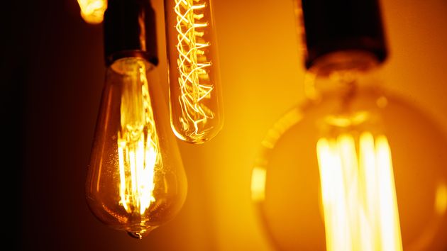 El precio de la luz del martes 9 de junio de 2026 en el PVPC: baja pero sigue habiendo franjas por encima de los 200 euros
