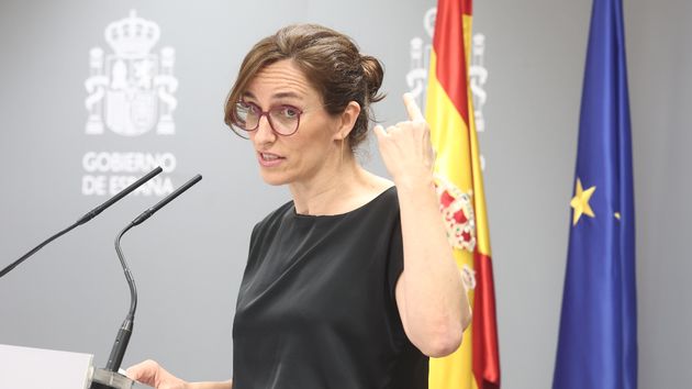 Mónica García asegura que las comunidades tienen “la llave” para acabar con las huelgas por el Estatuto Marco