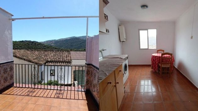 CaixaBank rebaja a 39.000 euros este piso de más de 100 metros cuadrados, terraza y vistas a la montaña en Málaga para venderla cuanto antes
