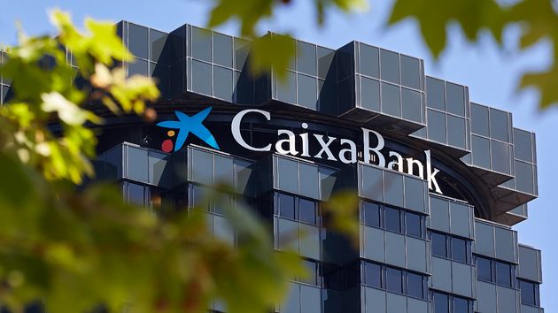 CaixaBank regala un móvil Samsung Galaxy S25 FE valorado en 759 euros por cumplir este requisito