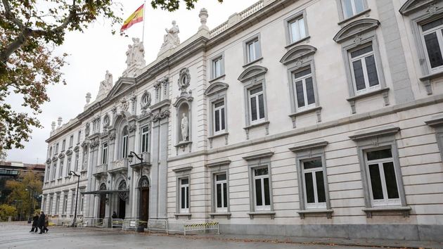 El Supremo obliga a pagar el plus de asistencia durante los permisos retribuidos pero lo deniega en las bajas médicas
